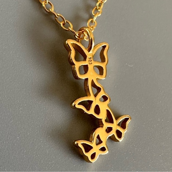 14k Gold Dainty Butterfly Necklace - Picture 8 of 9